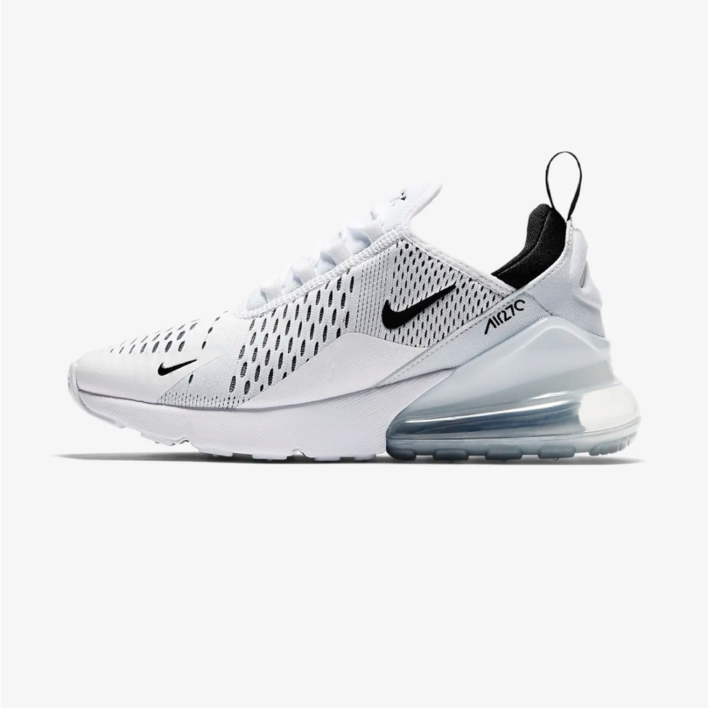 Nike Air Max 270’s women’s size 9